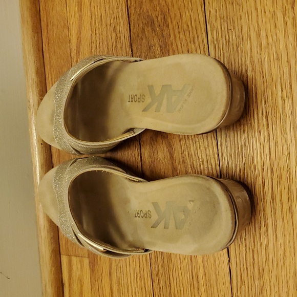 Anne Klein Women's Gold Sparkle Wedge Sandals - Picture 6 of 13